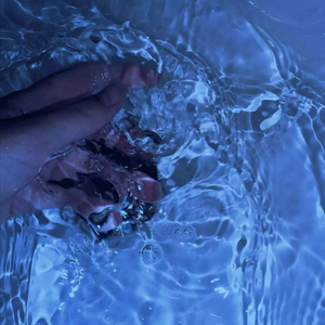 偷窥Japanese女厕大便
